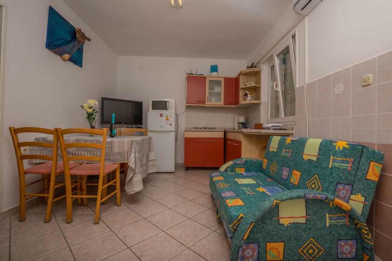 Apartman Zlatica Драмал Екстериор снимка
