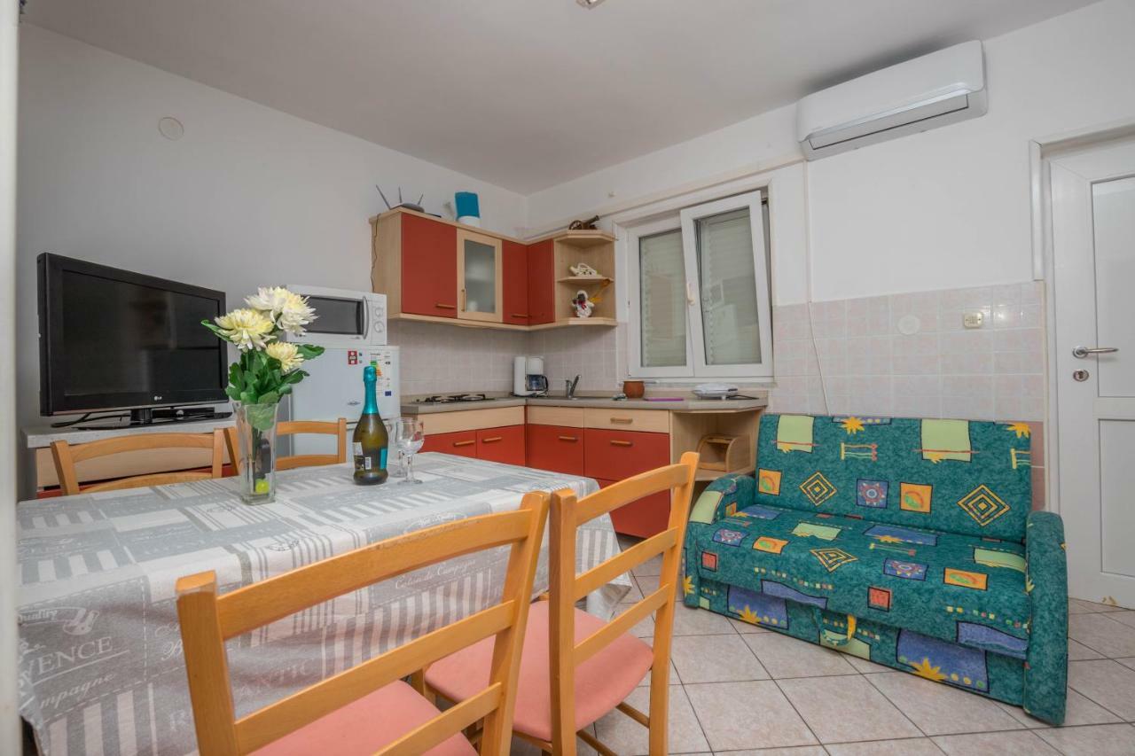 Apartman Zlatica Драмал Екстериор снимка