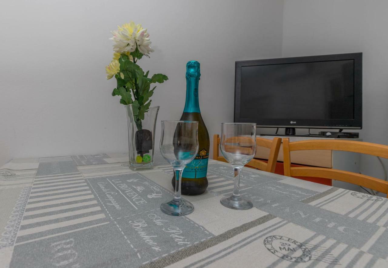 Apartman Zlatica Драмал Екстериор снимка